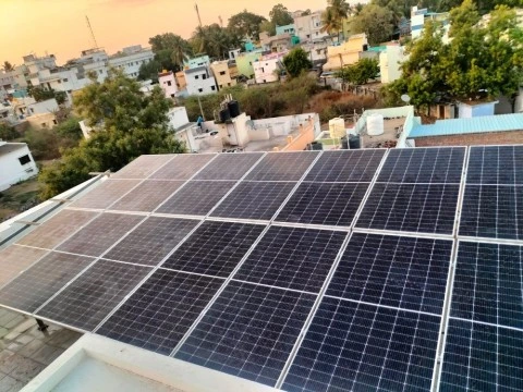 7kw solar ON Grid power system on a house