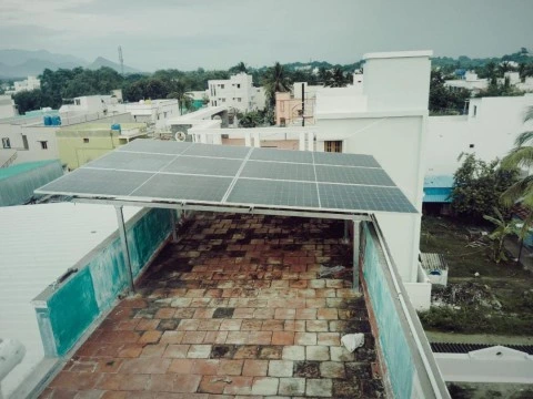 3kw solar power plant installed on a house